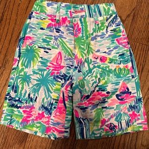Toddler boys sz 2 Lilly Pulitzer shorts in EUC.